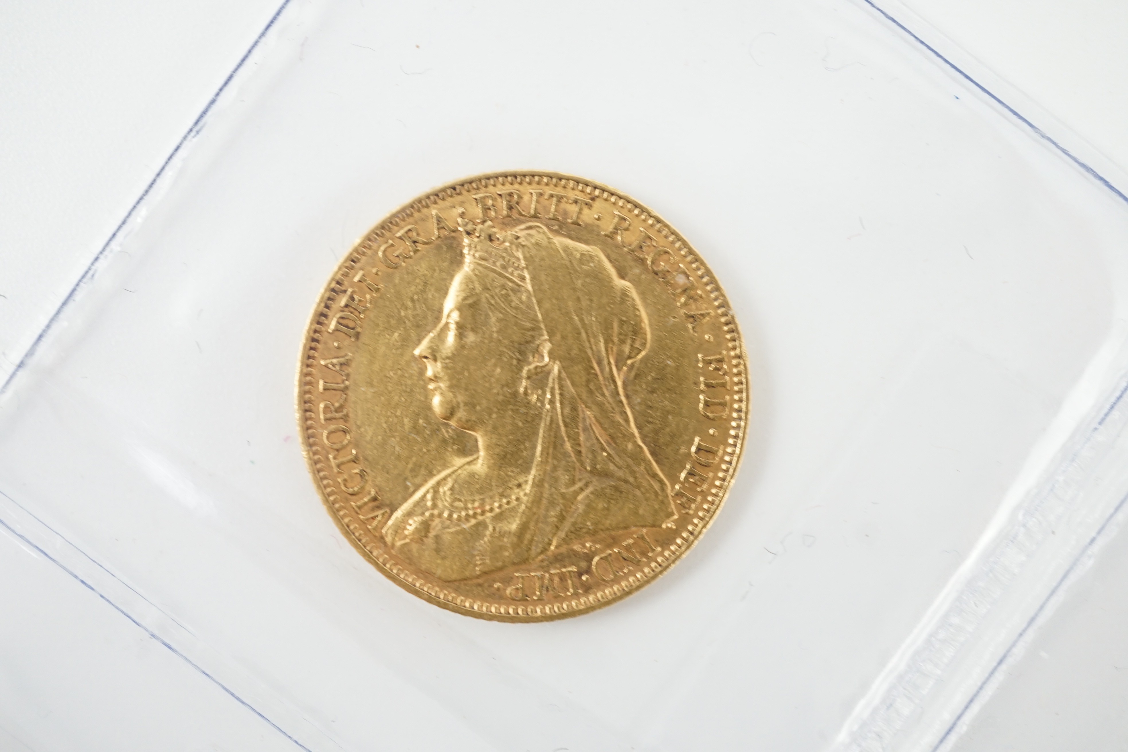 Two gold sovereigns, Victoria 1898M and Edward VII 1910, a George V half sovereign 1913 and a France gold 10 francs 1900 (test mark to portrait).